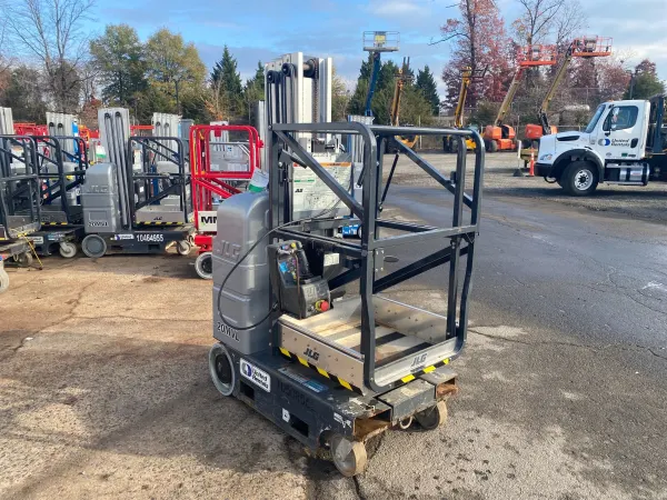 2016 JLG 20MVL Self-Propelled One-Person