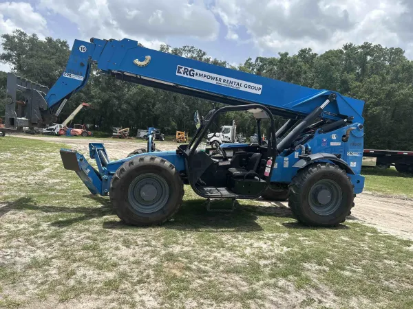 2014 Genie GTH-1056
