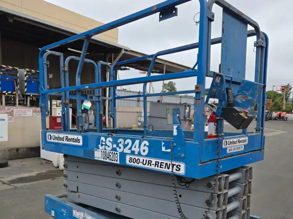 2018 Genie GS-3246