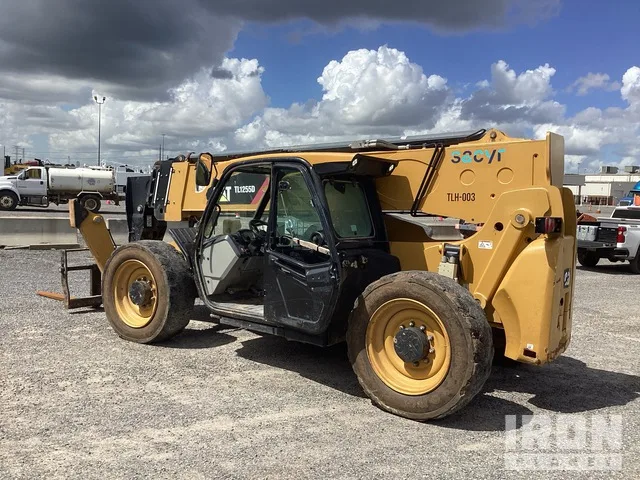 2020 Caterpillar TL1255D