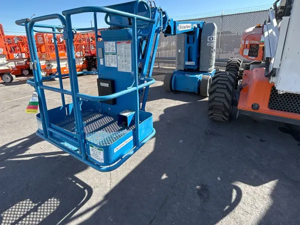 2016 Genie Z-30/20N-RJ-Articulating