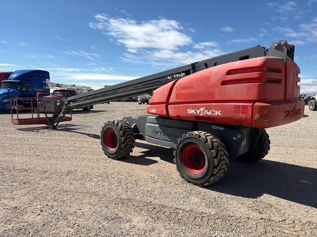 2017 Skyjack SJ66T