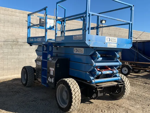 2017 Genie GS-4390 RT Rough Terrain