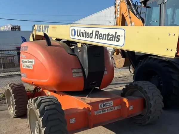 2011 JLG 600AJ Articulating