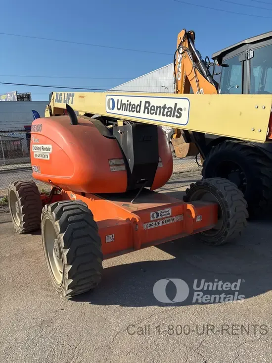 2011 JLG 600AJ Articulating