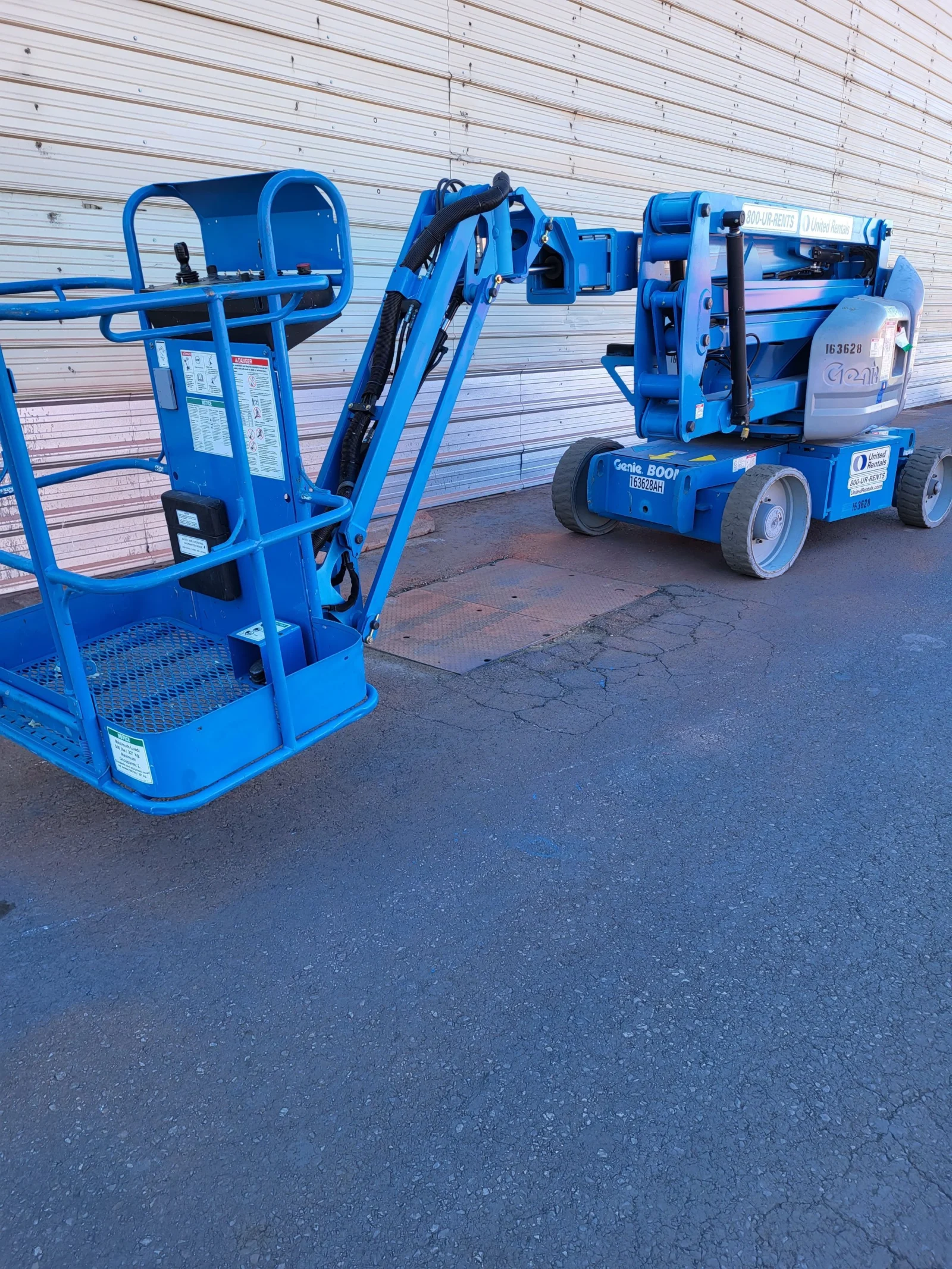 2016 Genie Z-40/23N-RJ-Articulating