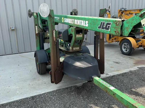 2017 JLG T500J