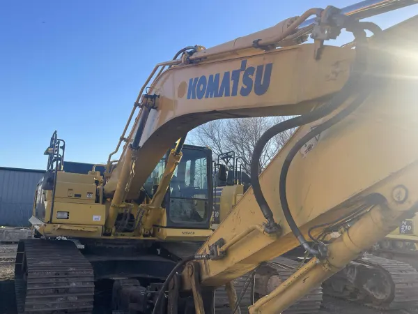 2019 Komatsu PC360LC-11