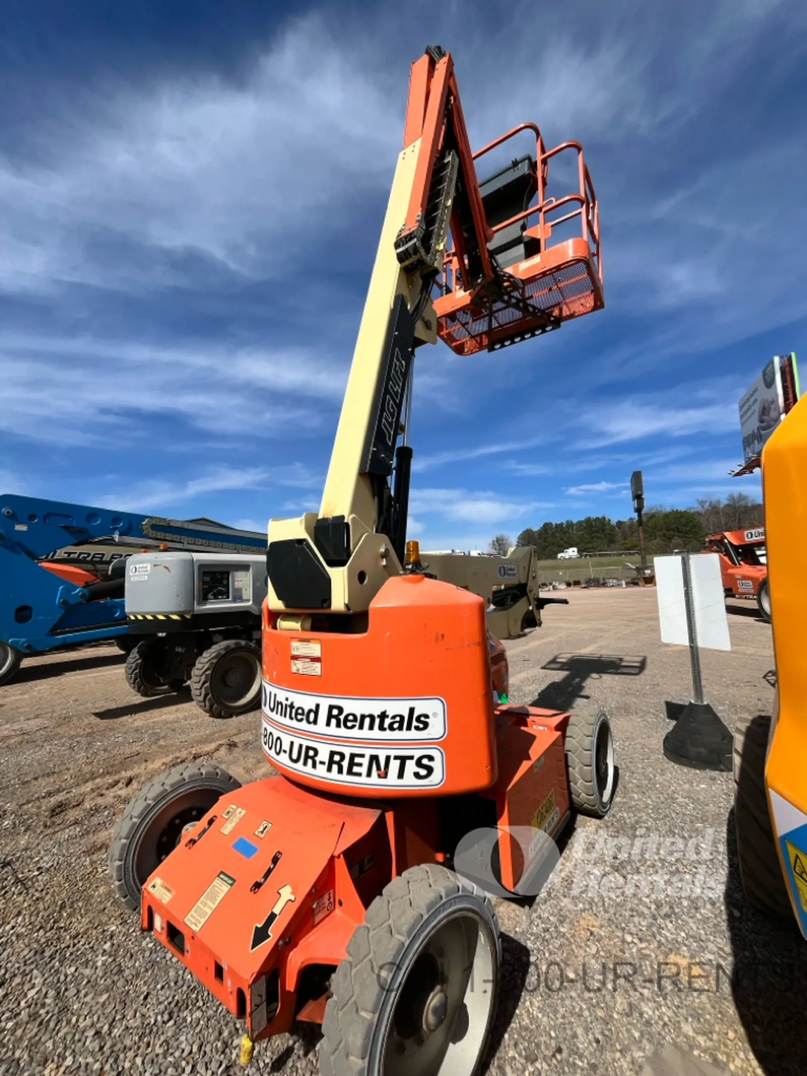 2017 JLG E450AJ Articulating