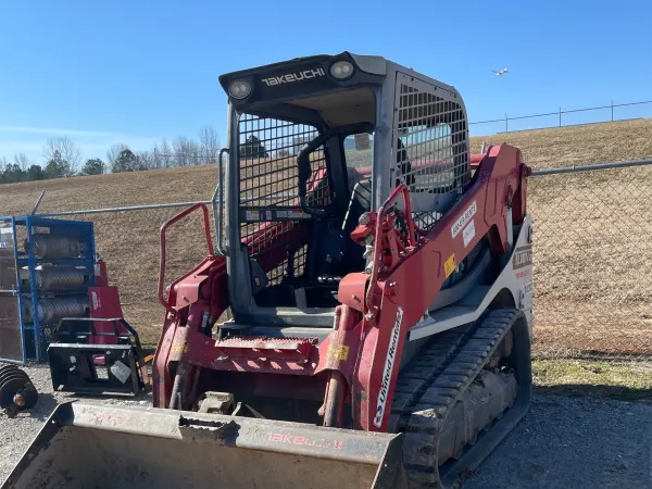 2019 Takeuchi TL10V2-R
