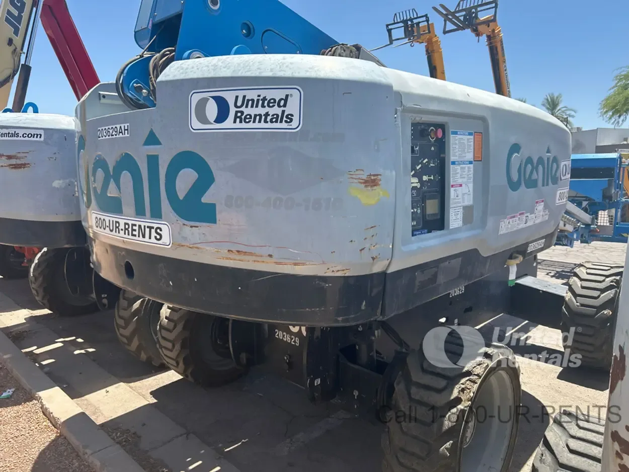 2018 Genie S-60X