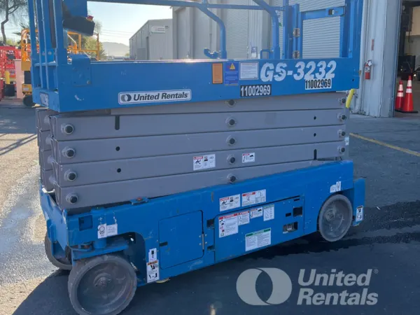 2019 Genie GS-3232