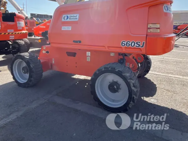 2019 JLG 660SJ