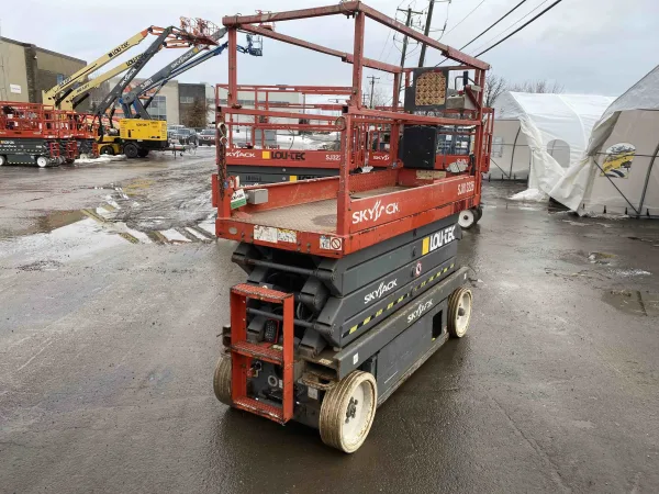 2014 Skyjack SJIII 3226
