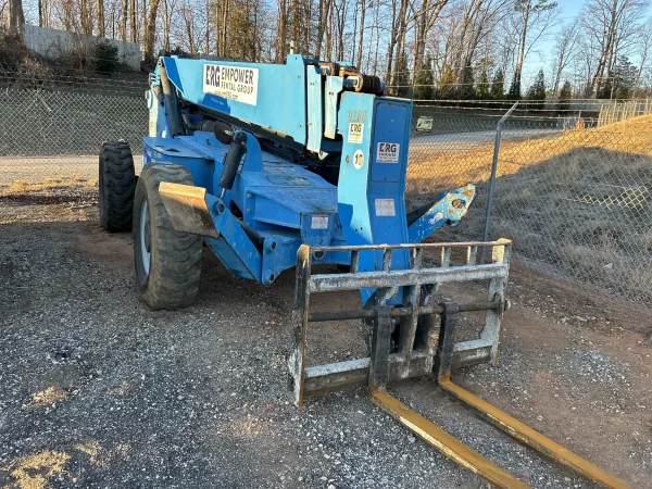 2015 Genie GTH-1056