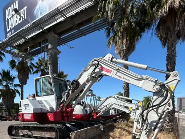2019 Takeuchi TB280FR