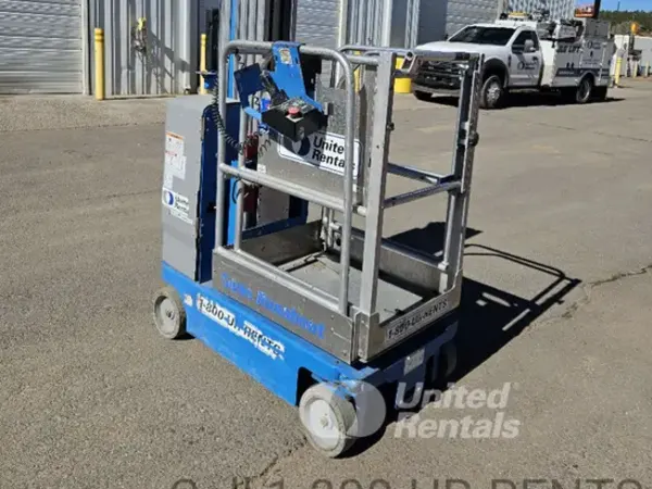 2017 Genie GR-20 Self-Propelled One-Person