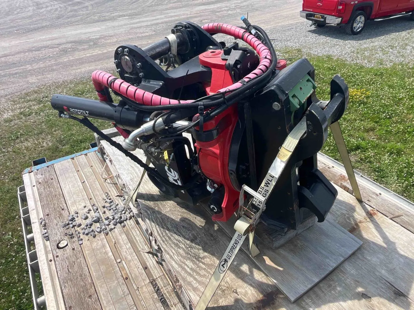 2021 Rototilt R8