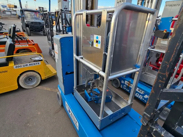 2019 Genie GR-20 Self-Propelled One-Person