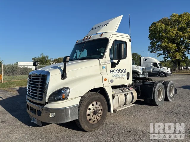 2019 Freightliner Cascadia 125