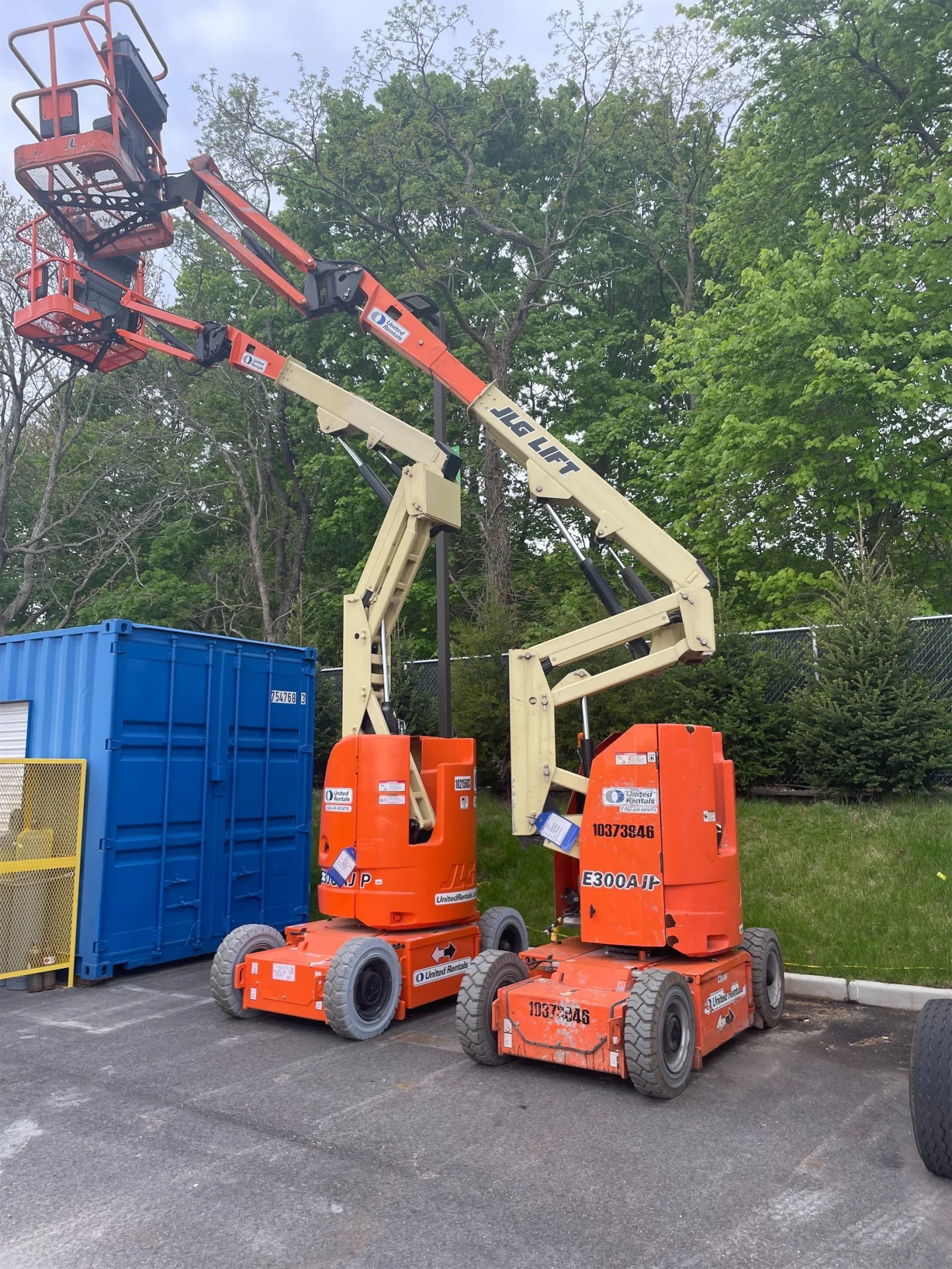 2015 JLG E300AJP Articulating