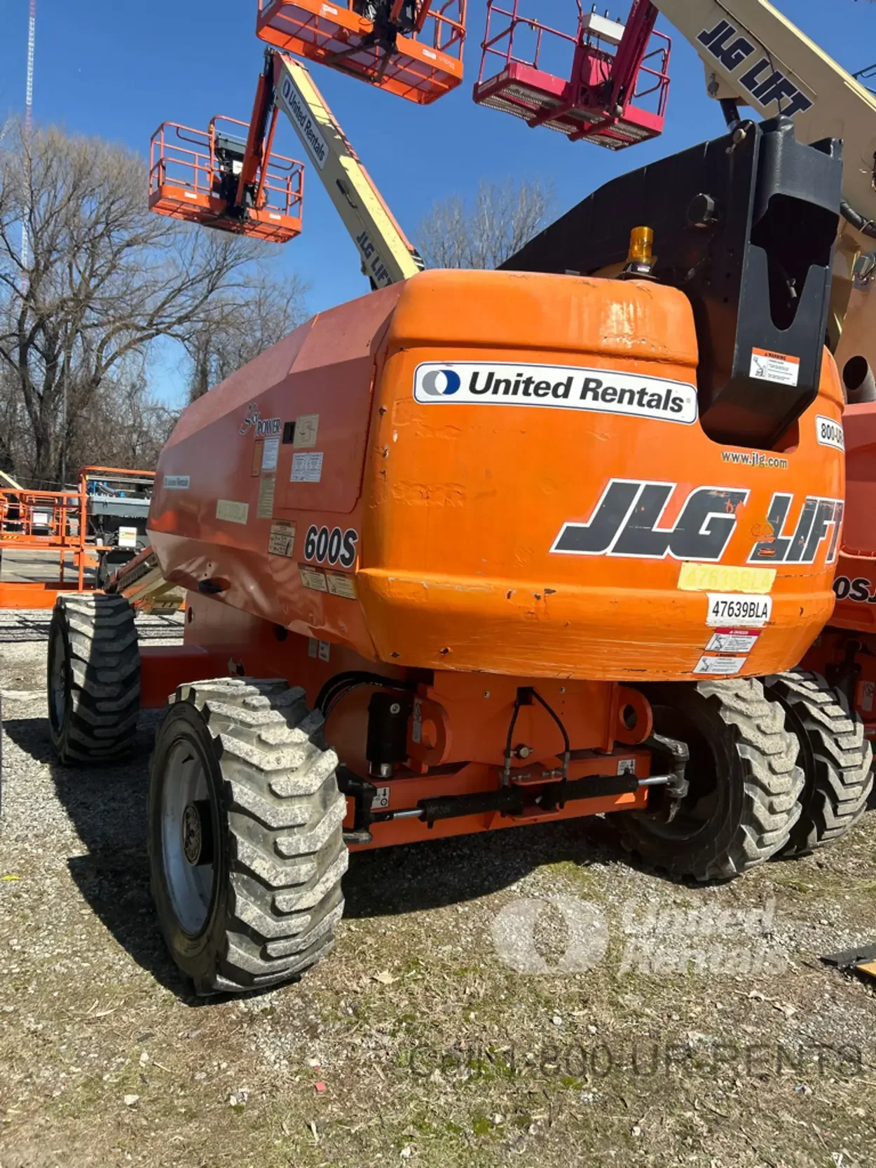2017 JLG 600S
