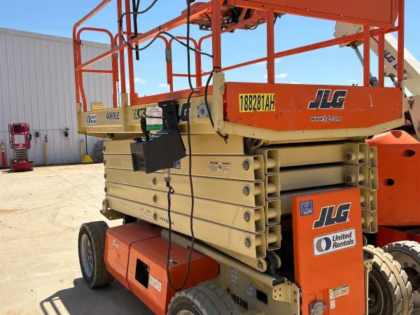 2017 JLG 4069LE