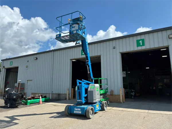 2017 Genie Z-34/22N