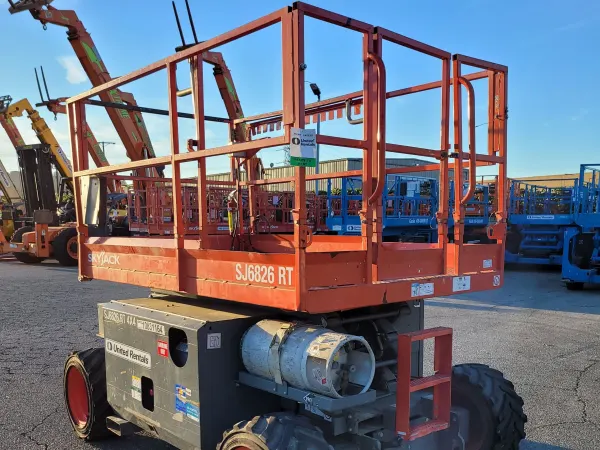 2018 Skyjack SJ6826RT Rough Terrain