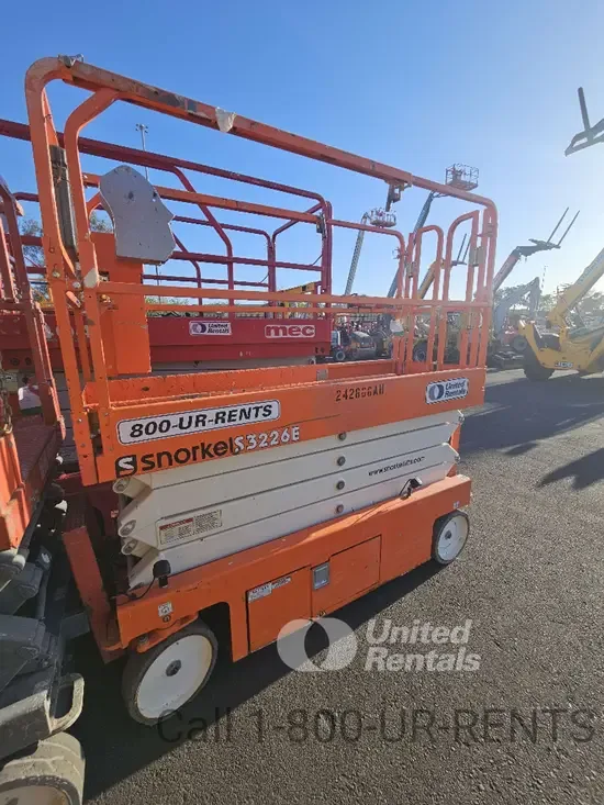 2019 Snorkel S3226E