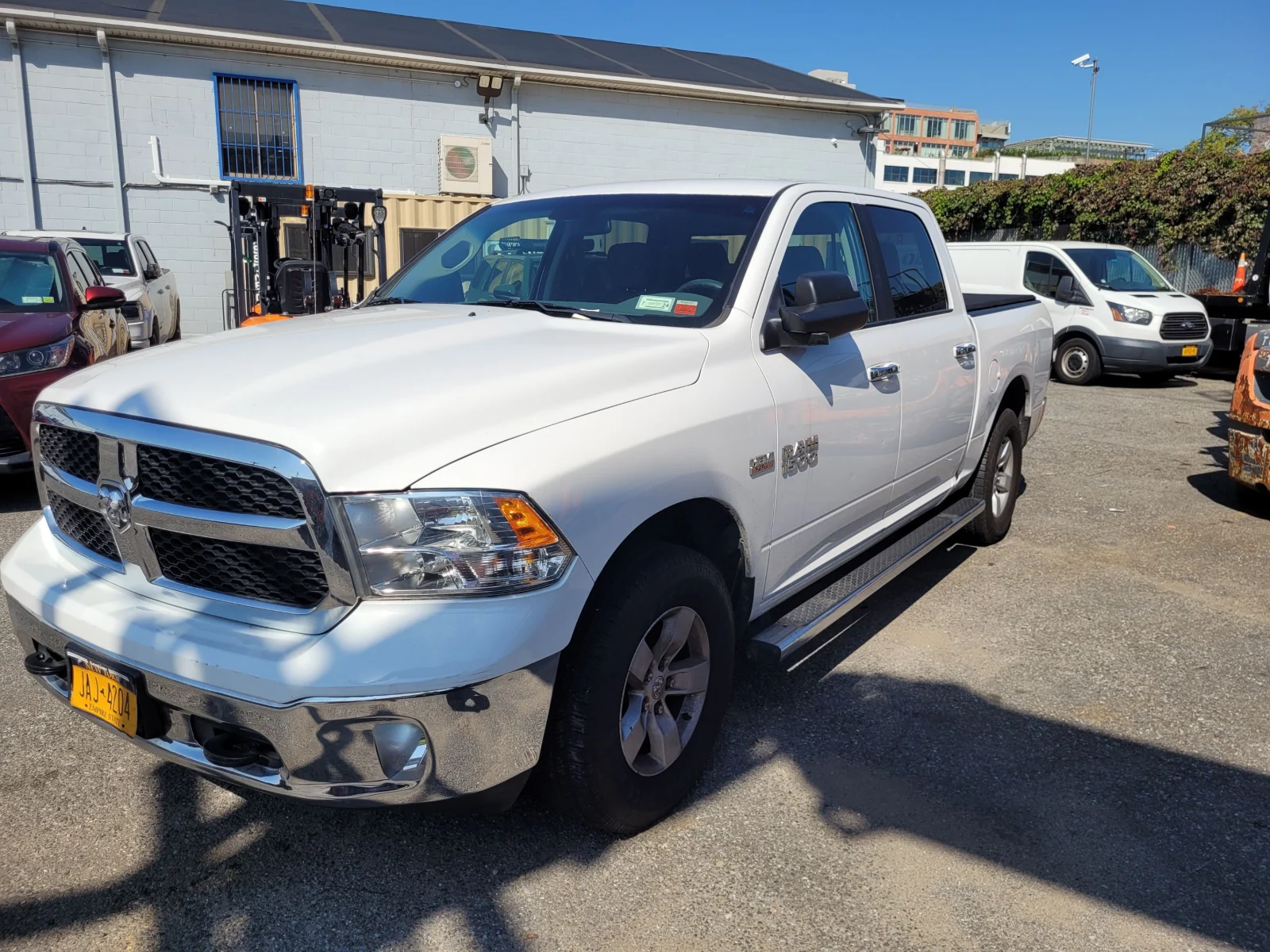 2018 Dodge 1500CREWSLTG4WD Pickup