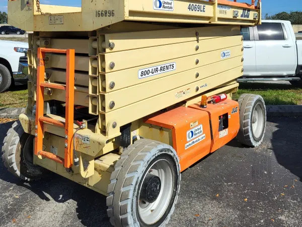2016 JLG 4069LE