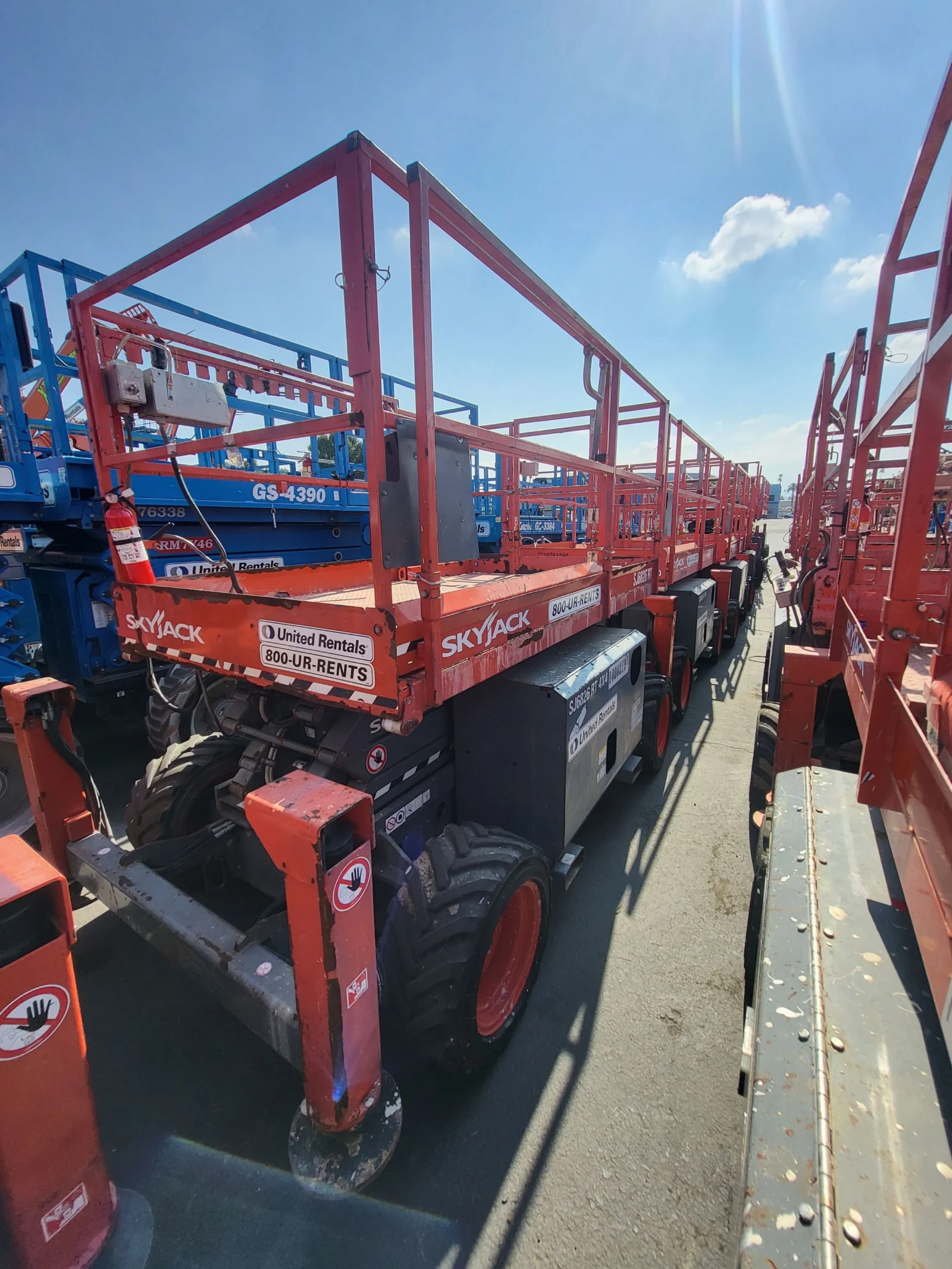 2018 Skyjack SJ6826RT-Rough-Terrain