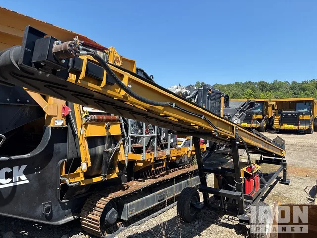 2023 Screen Machine CH30Z1
