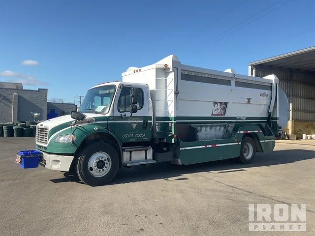 2008 Freightliner M2 106