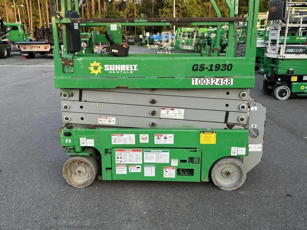 2018 Genie GS-1930