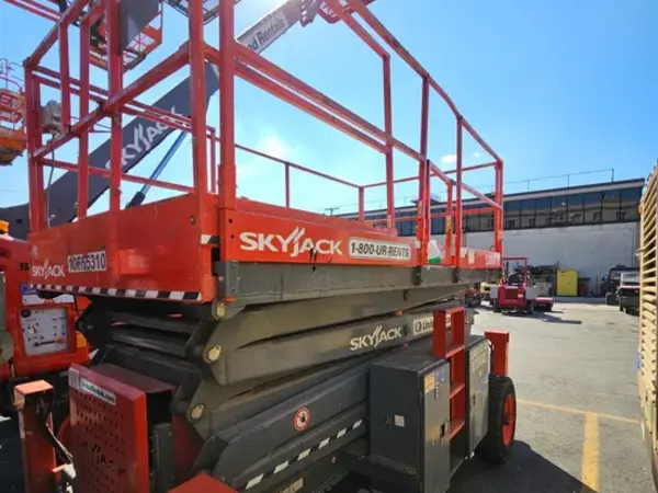 2017 Skyjack SJ8841RT Rough Terrain