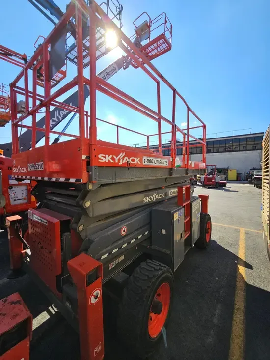 2017 Skyjack SJ8841RT Rough Terrain