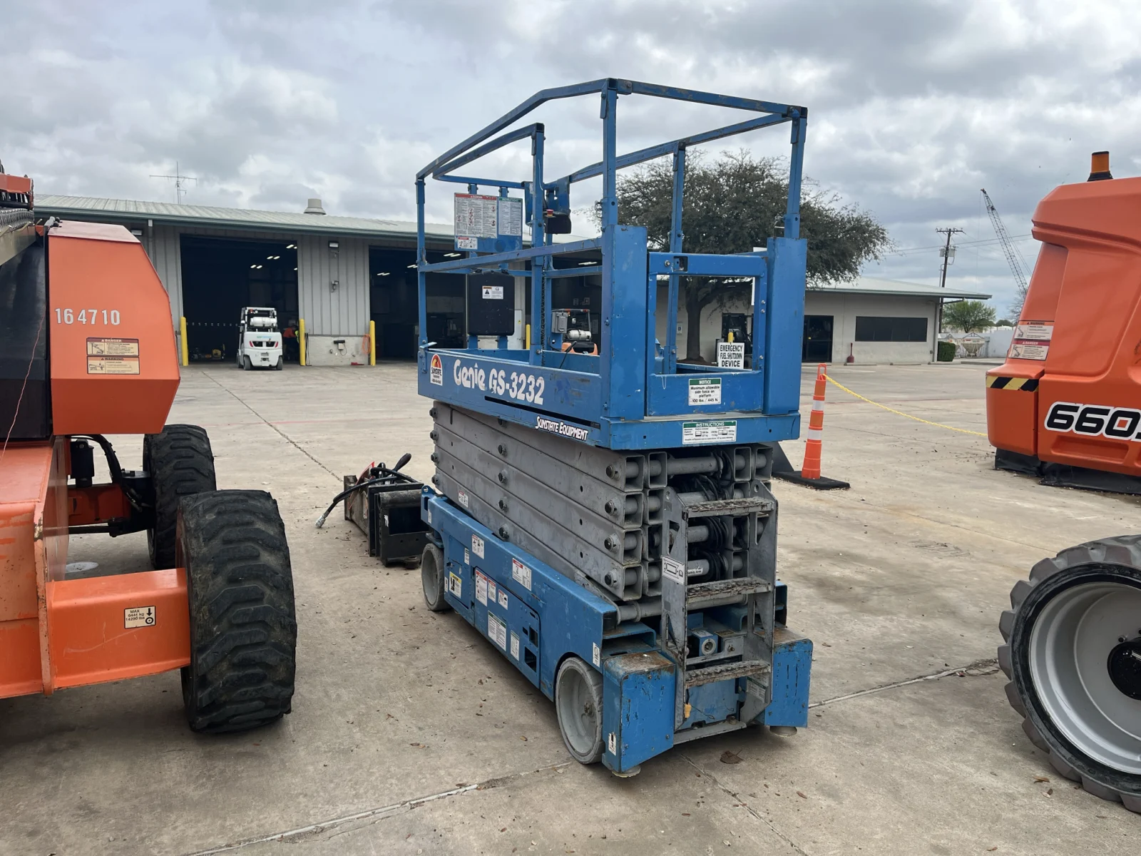 2015 Genie GS-3232