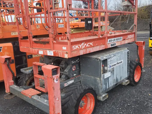 2017 Skyjack SJ6826RT Rough Terrain