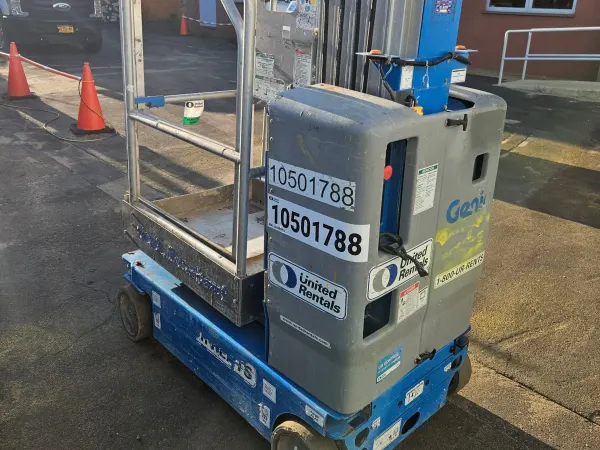 2016 Genie GR-20 Self-Propelled One-Person