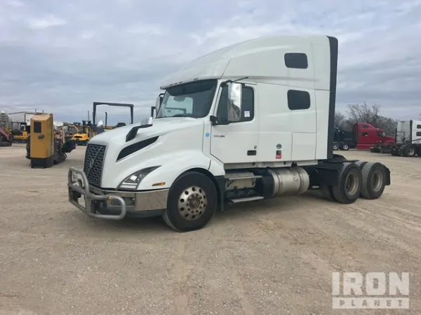 2023 Volvo VNL760