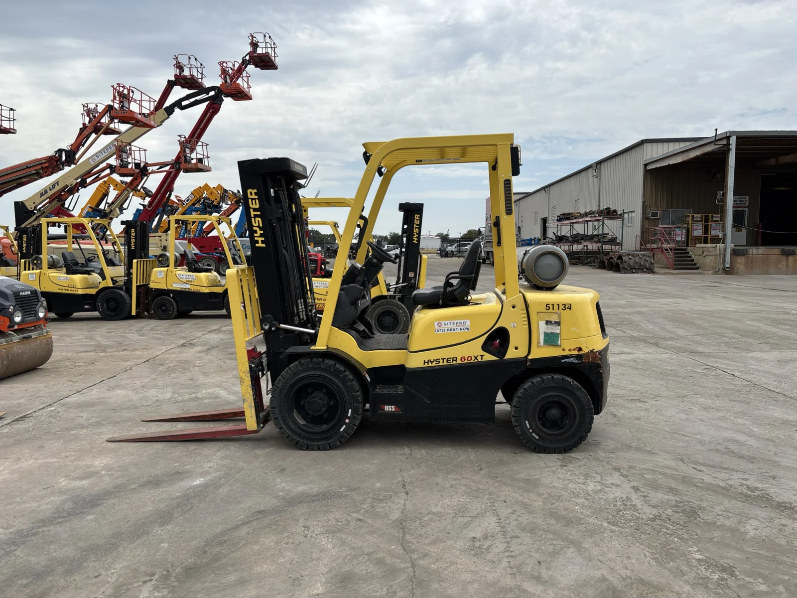 2023 Hyster H60XT