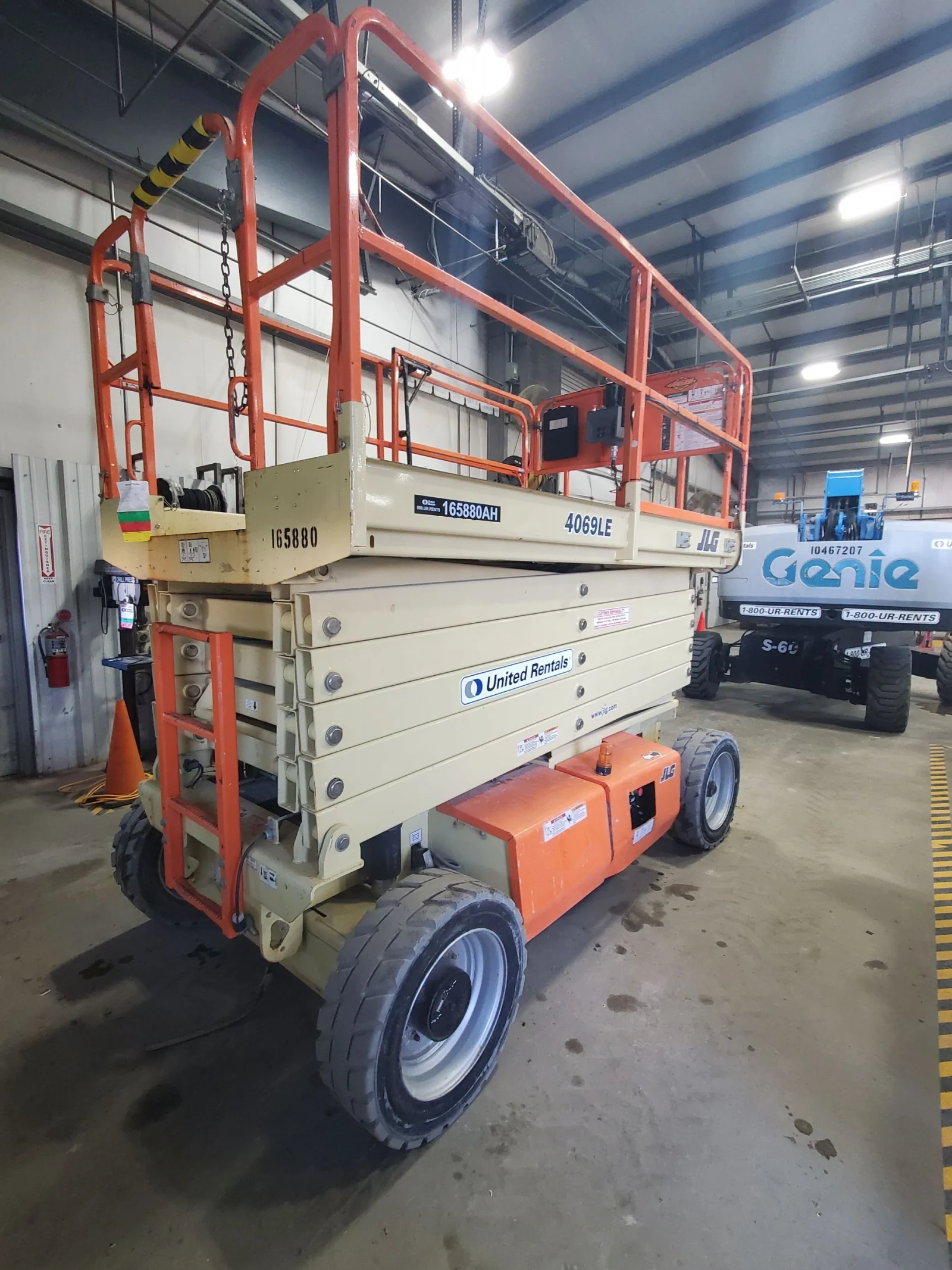 2016 JLG 4069LE