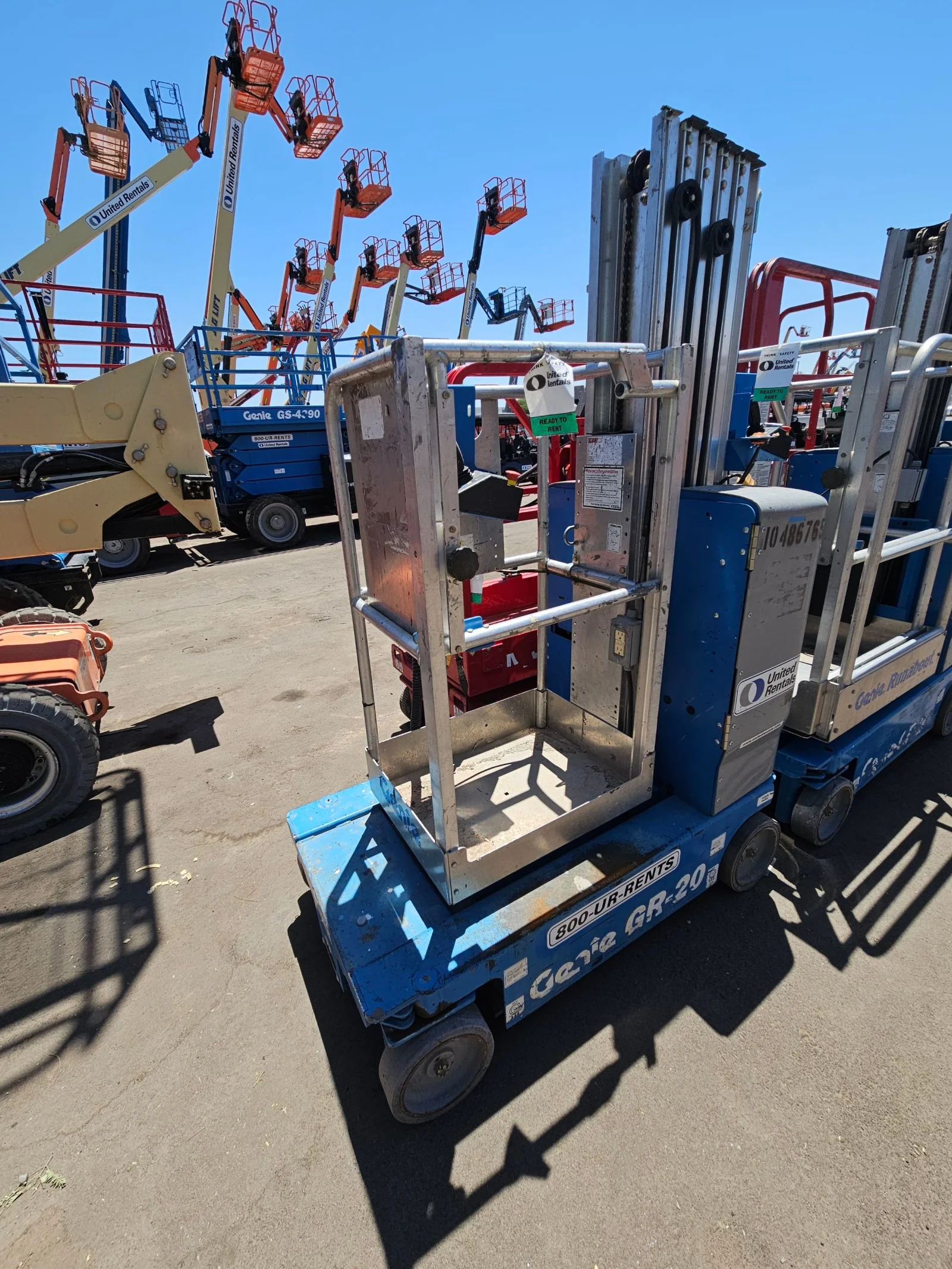 2016 Genie GR-20 Self-Propelled One-Person