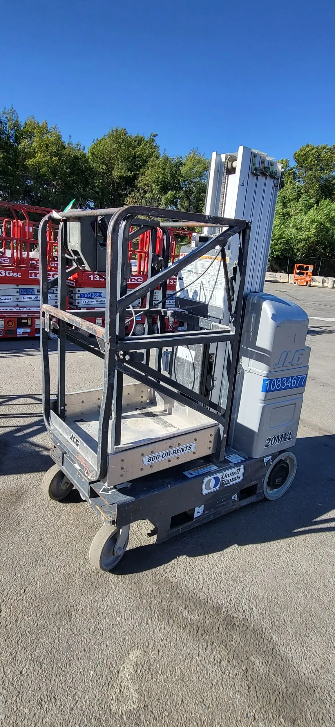 2018 JLG 20MVL Self-Propelled One-Person
