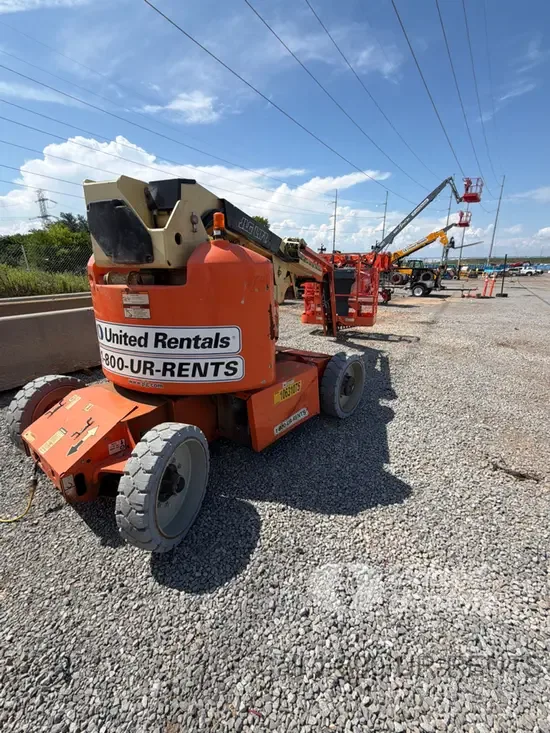 2017 JLG E450AJ Articulating