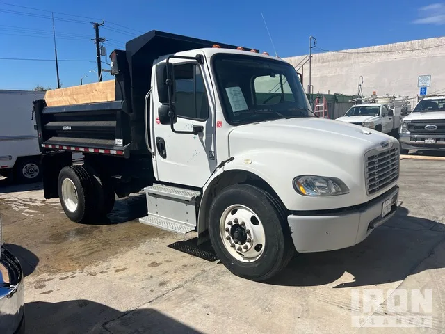 2019 Freightliner M2 106