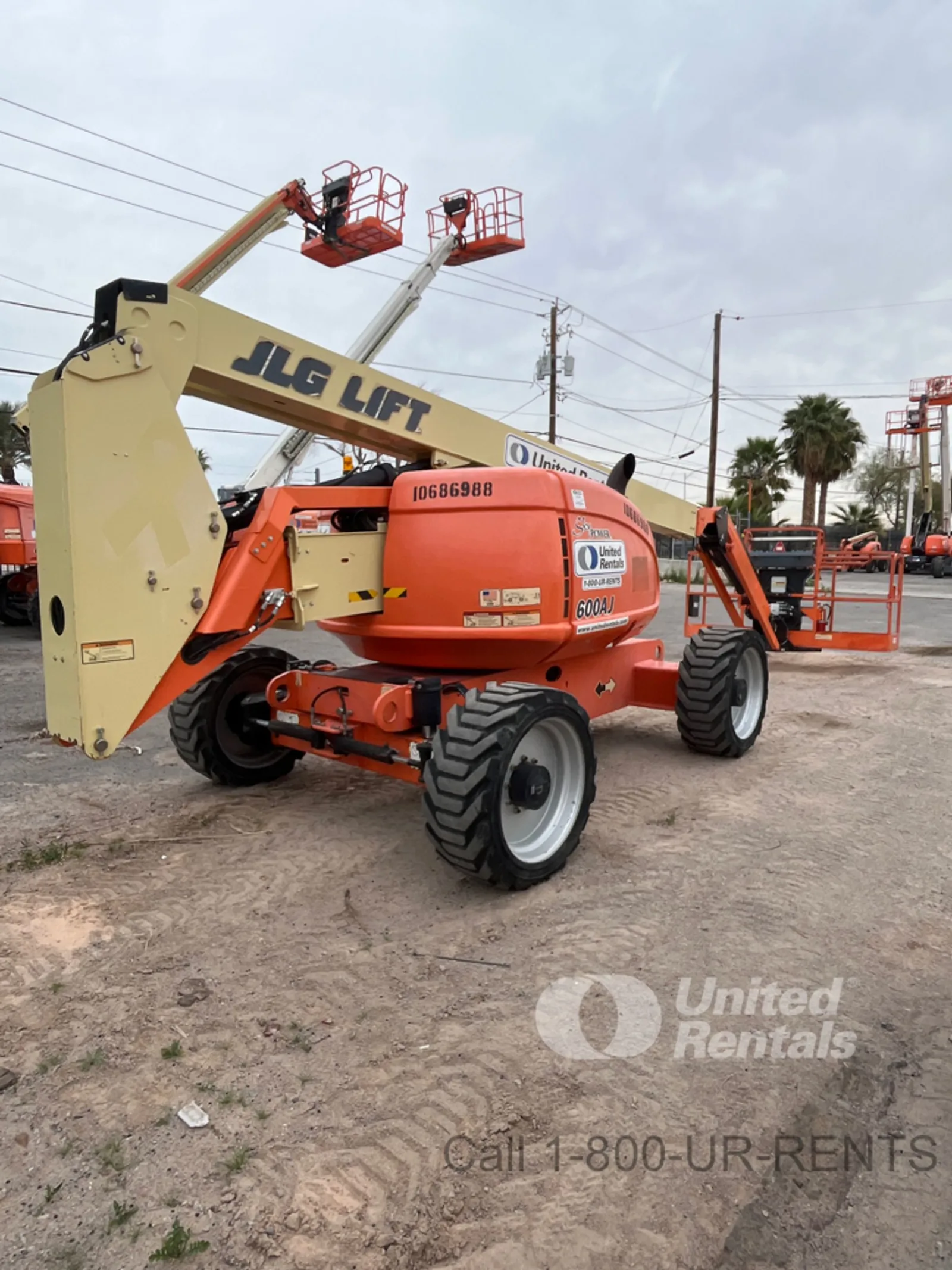 2017 JLG 600AJ Articulating