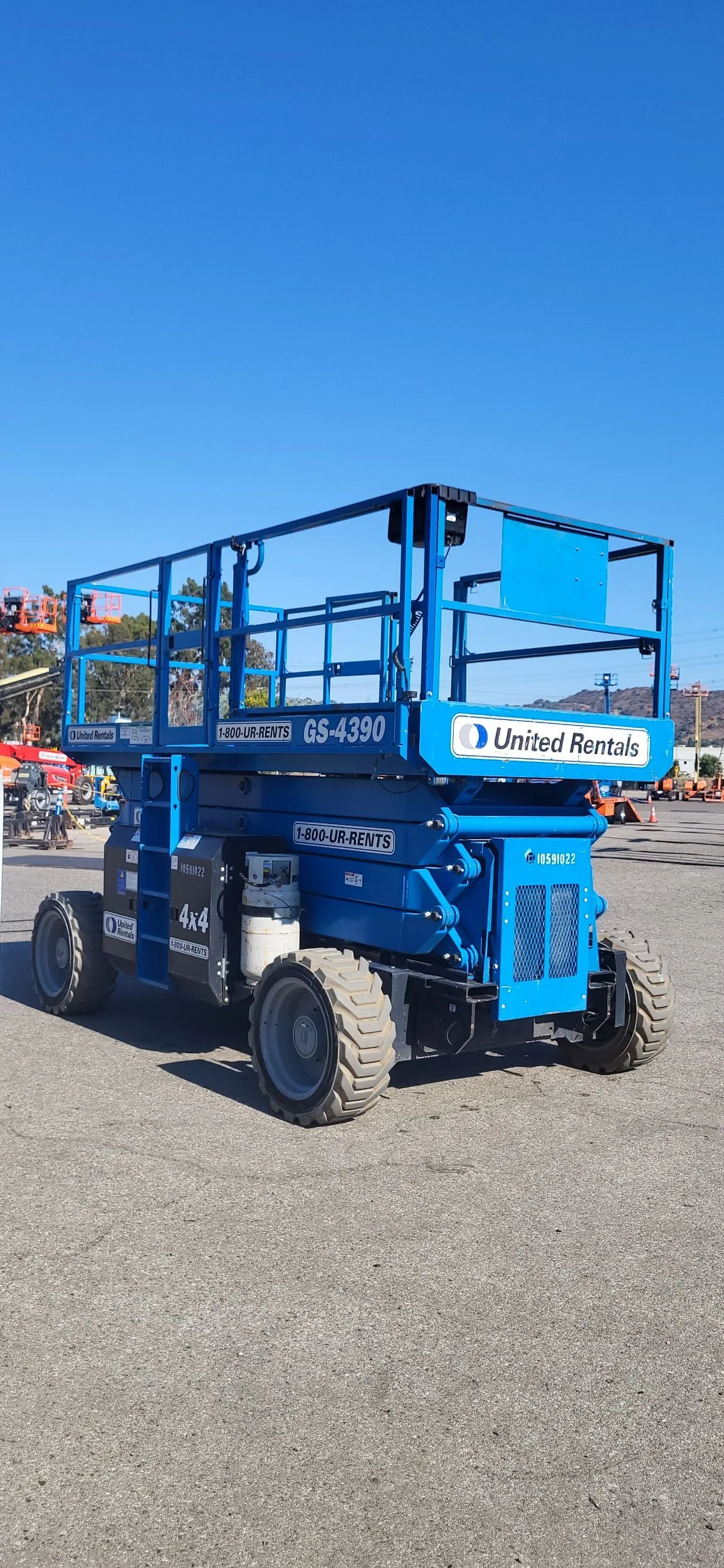 2017 Genie GS-4390 RT Rough Terrain